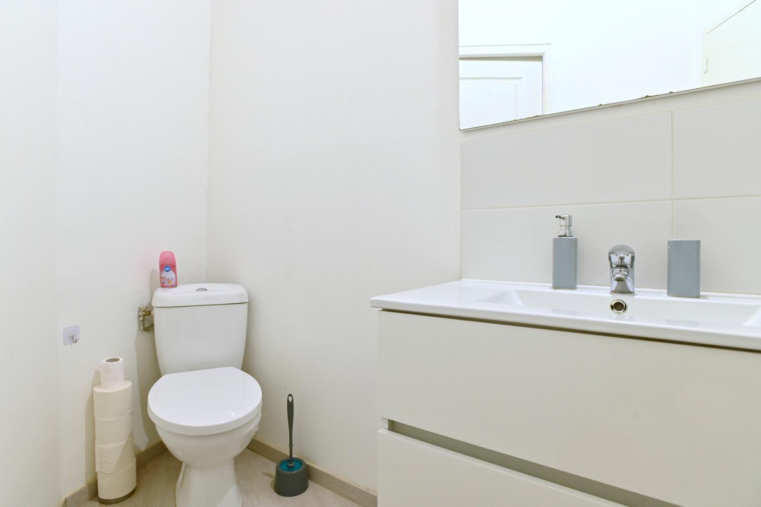 Apartment Spacieux T2 - Proche Centre - Confort Et Serenite